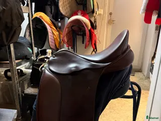 Sadlar hästutrustning Välbevarad fin Bates Caprilli - Annons 11