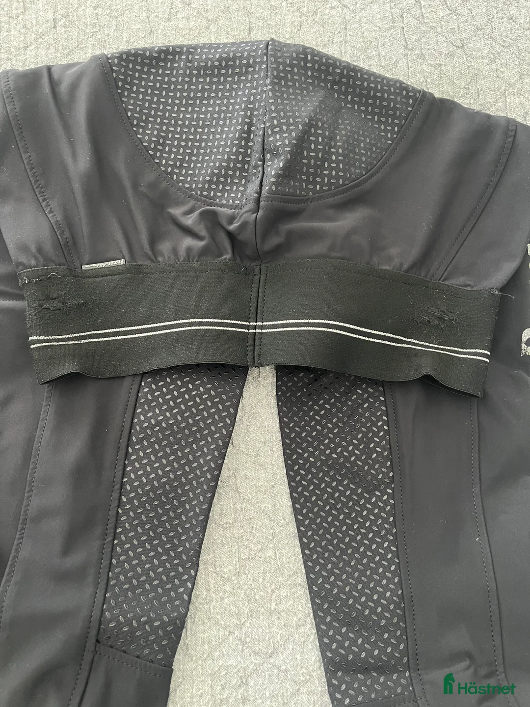 Ridbyxor ryttarutrustning till salu: Ridbyxor Pikeur i Huddinge - Annons 2