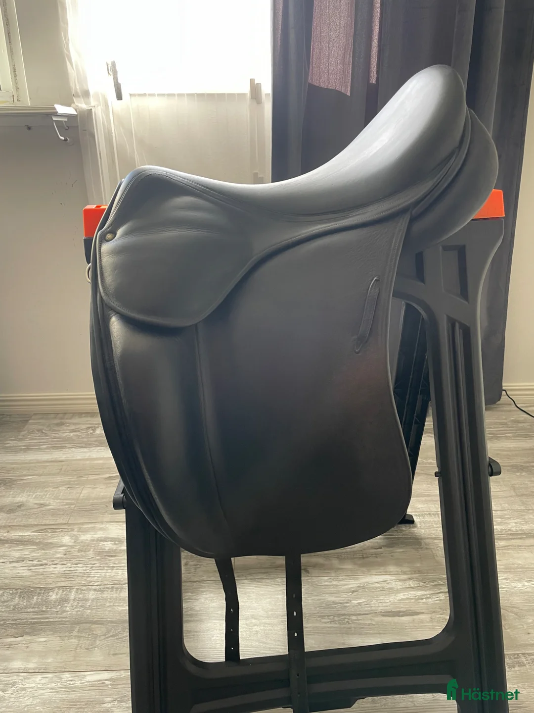 Sadlar hästutrustning till salu: Childeric DI - Annons 2