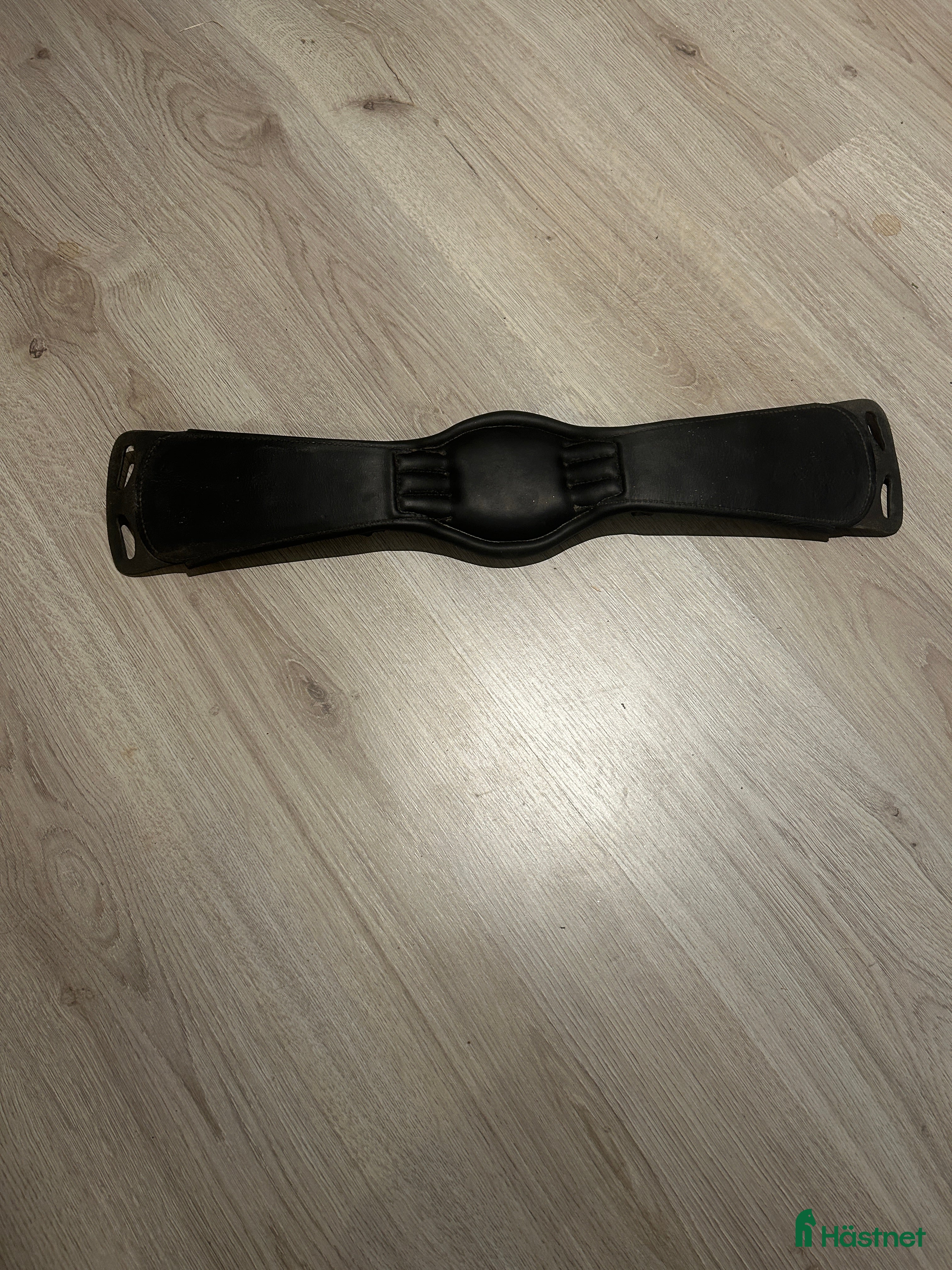 Sadeltillbehör hästutrustning Svart Equipe dresdyrgjord strl 50 i Särö - Annons 11