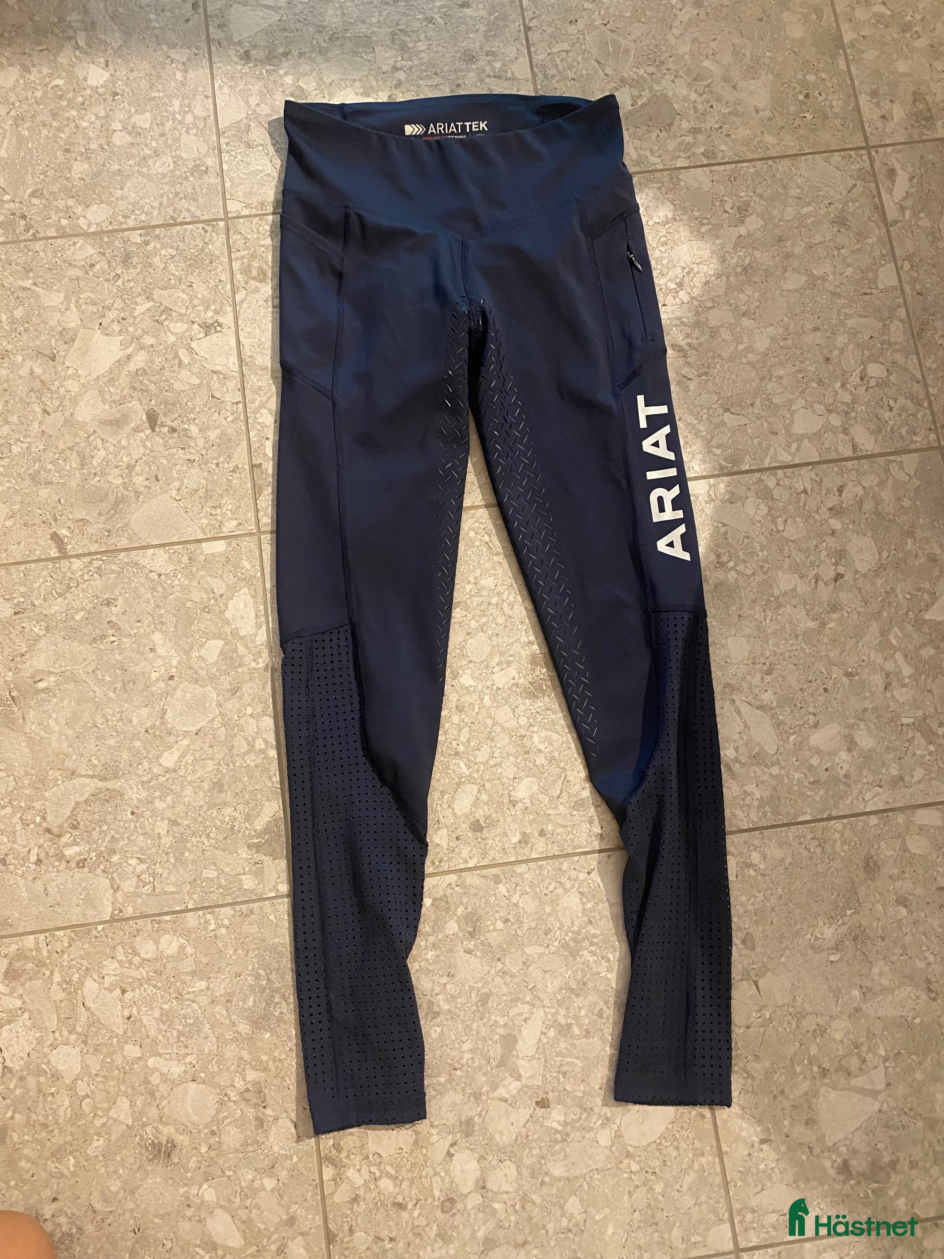 Ridbyxor ryttarutrustning till salu: Ridbyxor  i Askim - Annons 1