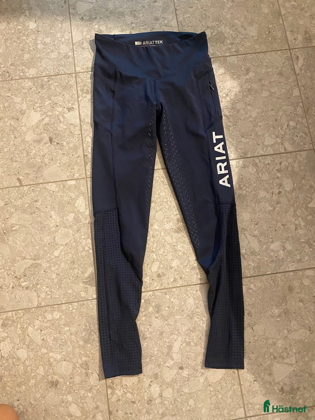 Ridbyxor ryttarutrustning till salu: Ridbyxor  i Askim - Annons 1