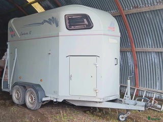 Hästtransporter fordon & transport till salu: Fin, momsad HENRA Contessa XL hästtransport i Förslöv - Annons 17