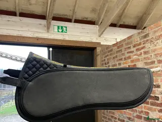 Sadeltillbehör hästutrustning Oanvänd korrektionspad Protector i Älmhult - Annons 6