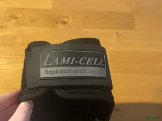 Benskydd hästutrustning Lamicell bakbenskydd i Norrköping - Annons 24
