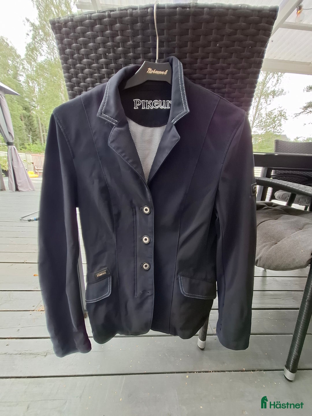 Jackor & Kavajer ryttarutrustning till salu: Pikeur i Sorunda - Annons 1