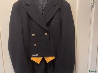 Jackor & Kavajer ryttarutrustning till salu: Pikeur frack i Karlstad - Annons 2