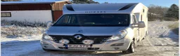 Hästlastbilar  fordon & transport till salu: Hästlastbil stuteri låga mil automat  - Annons 3