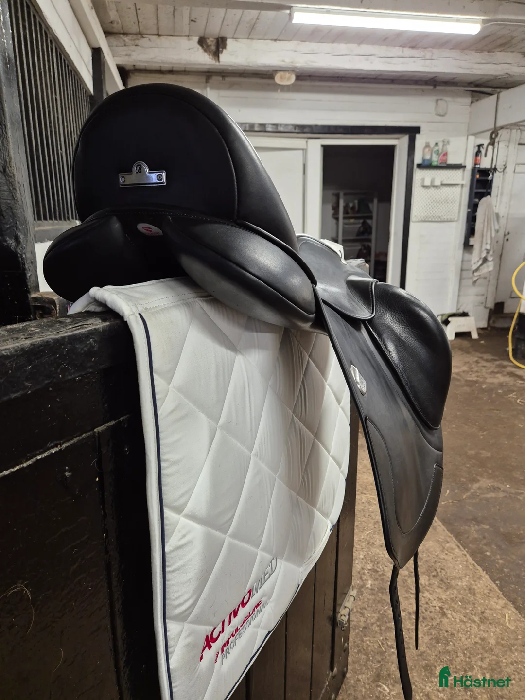 Sadlar hästutrustning till salu: Mycket fin Bates Artiste till salu! - Annons 2