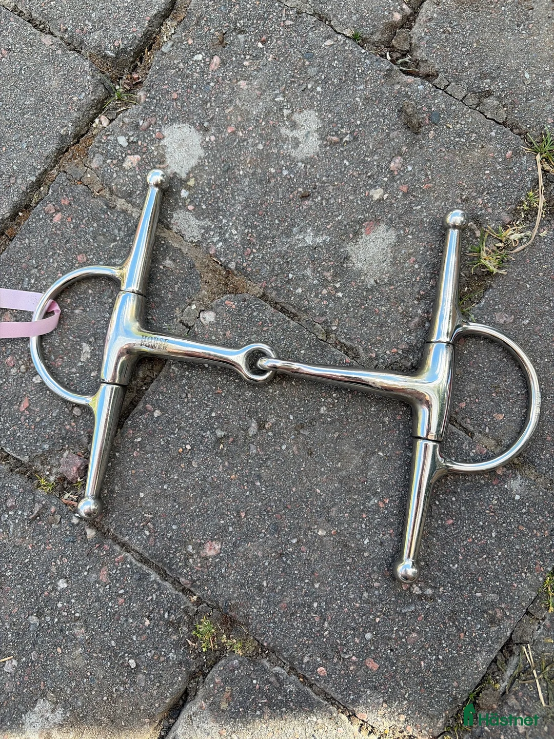 Bett hästutrustning till salu: Tvådelat med skänklar  - Annons 1