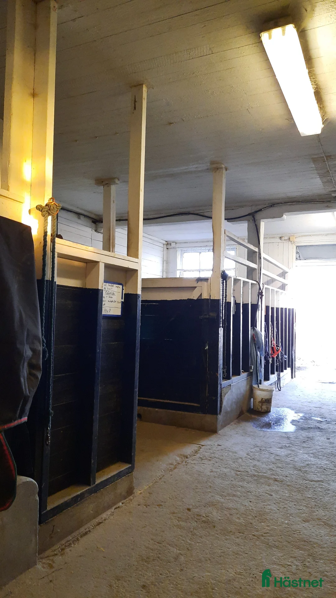  stallplats finnes: Boxplats Fyrö gård Valla - Annons 2