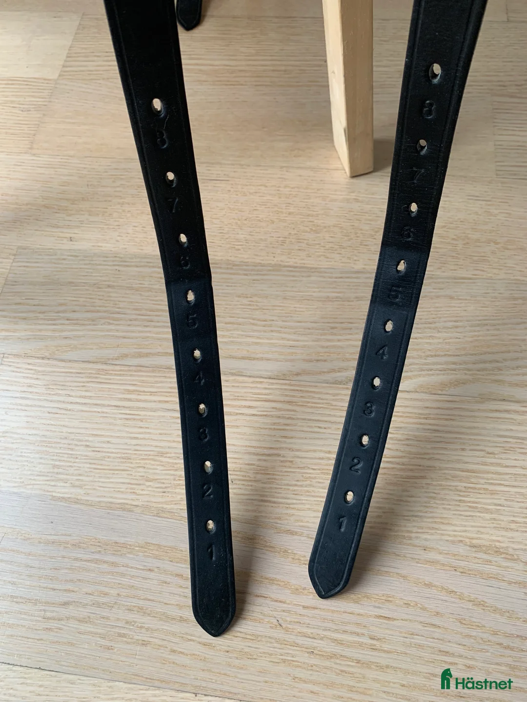 Sadlar hästutrustning till salu: Ikonic dressyr 16,5”. Koppjärn i Veddige - Annons 10