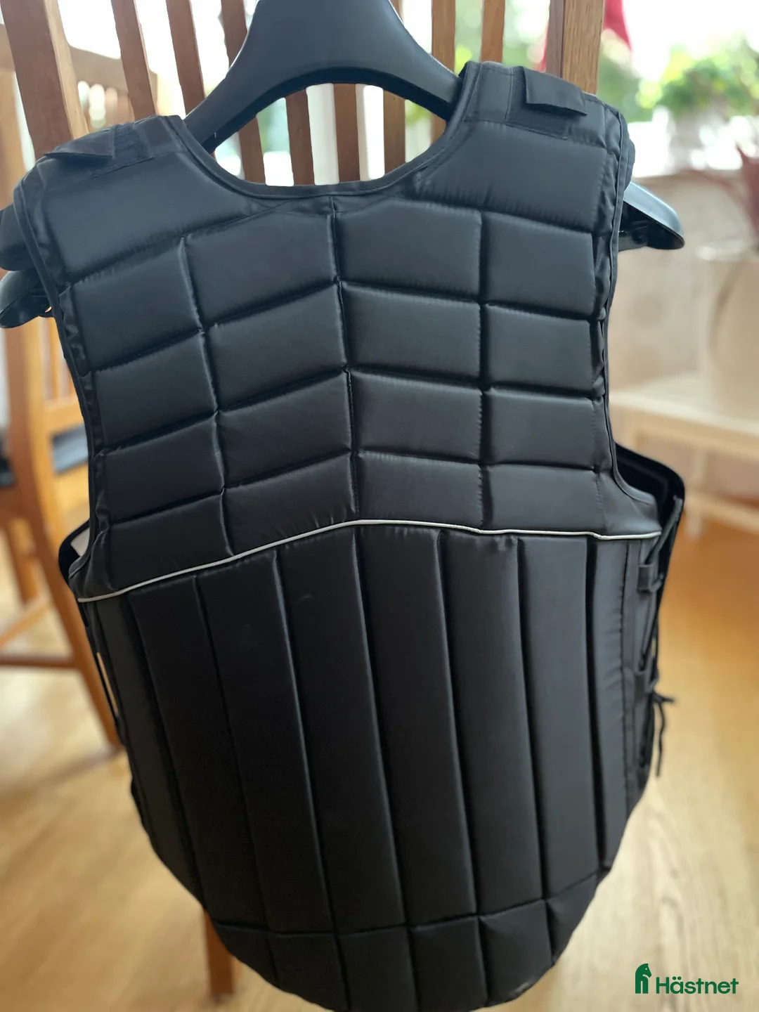 Säkerhetsvästar ryttarutrustning till salu: Säkerhetsväst Equipage i Karlstad - Annons 2