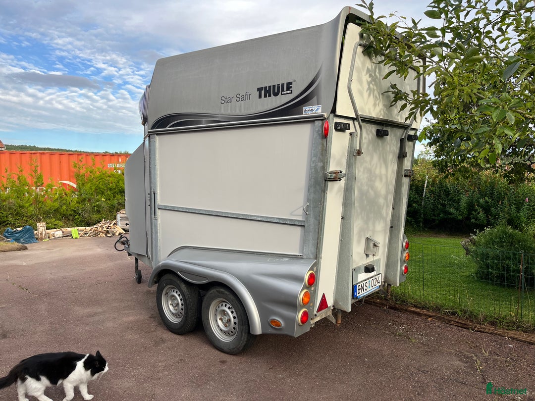Hästtransporter  fordon & transport till salu: Stabil boogie transport Thule Safir E5 i Mora - Annons 4