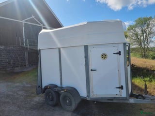 Hästtransporter fordon & transport till salu: Värmlandsvagn i mycket fint skick i Norrköping - Annons 1