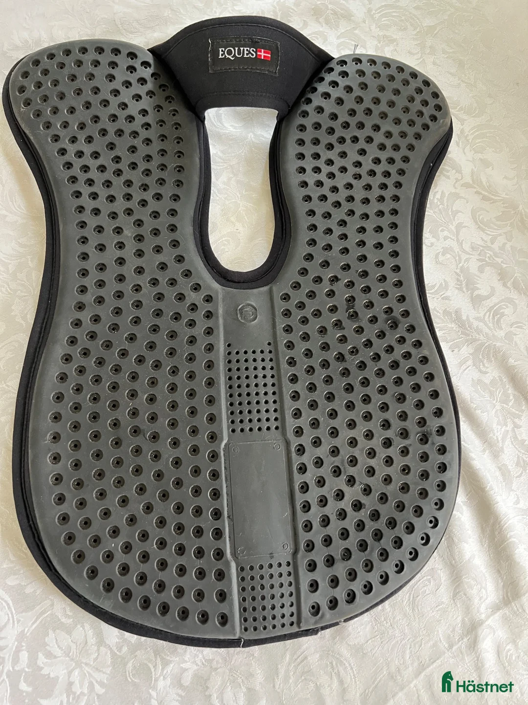 Sadeltillbehör hästutrustning till salu: Eques memory foam pad  - Annons 2
