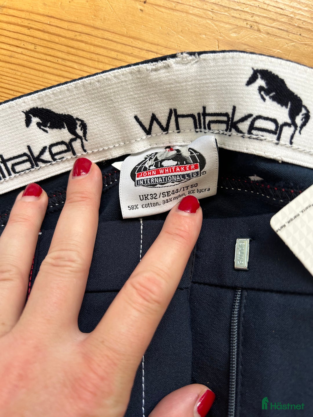 Ridbyxor ryttarutrustning till salu: Ridbyxor från John Whitaker i Sala - Annons 3