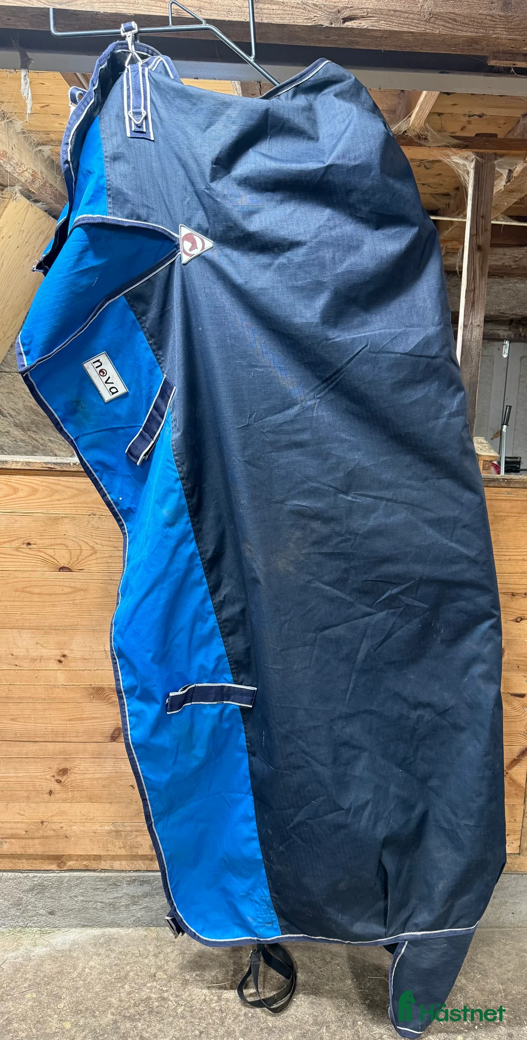 Täcken hästutrustning till salu: Impregnerat utetäcke - Annons 1