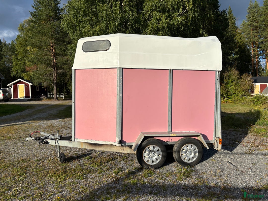 Hästtransporter  fordon & transport till salu: Värmlandsvagnen  i Luleå - Annons 1