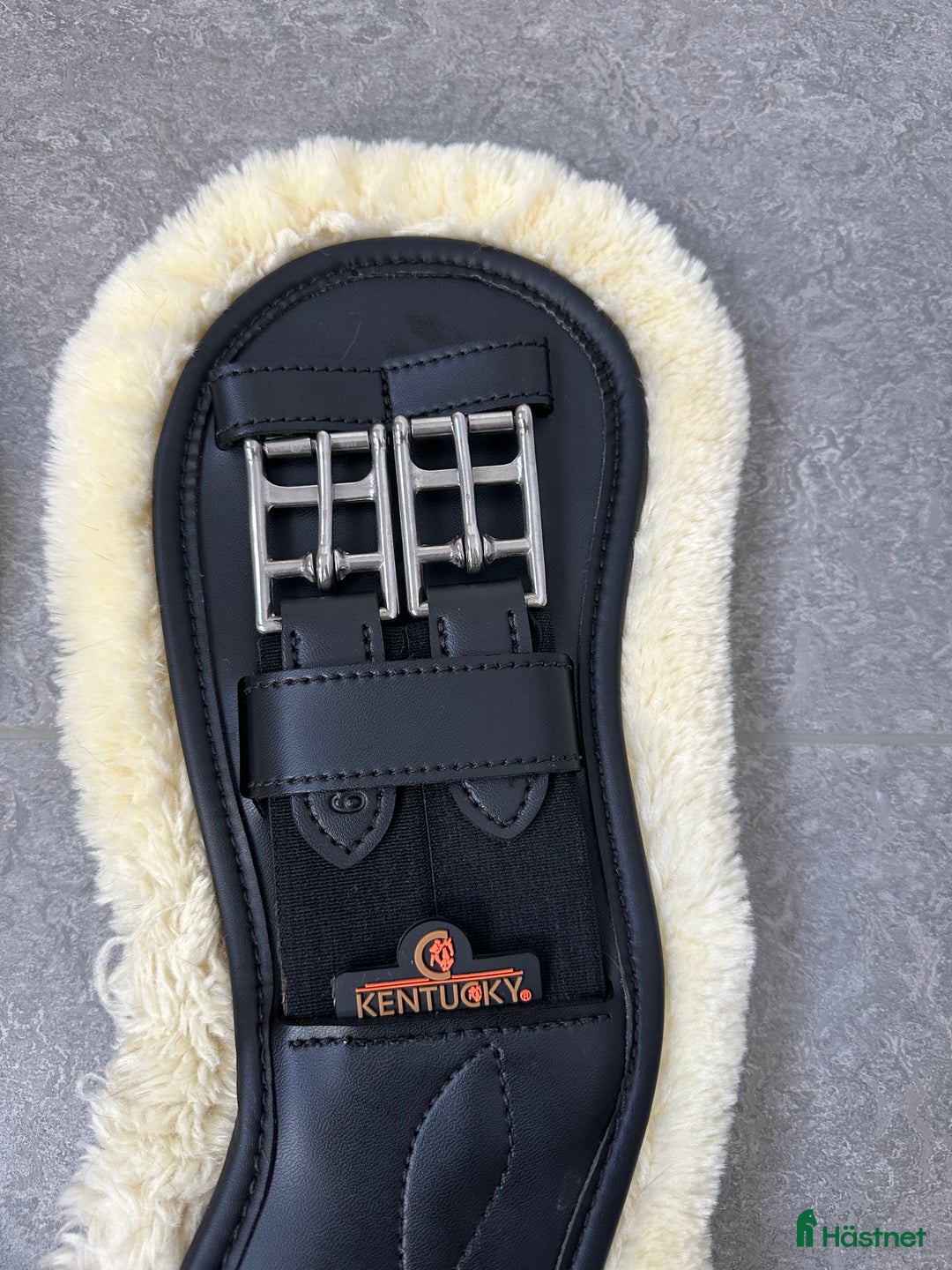 Sadeltillbehör hästutrustning till salu: Kentucky dressyrgjord  i Värnamo - Annons 2