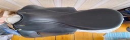 Sadlar hästutrustning till salu: NY Lippo Dressyrsadel - Annons 2