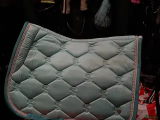 Schabrak & Vojlockar hästutrustning Schabrak 350kr i Arboga - Annons 3