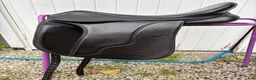 Sadlar hästutrustning till salu: Dressyrsadel 18” - Annons 1