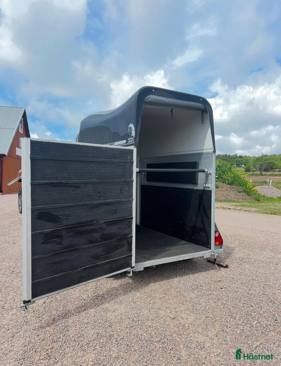Hästtransporter  fordon & transport till salu: Cheval Liberte” hästtransport - Annons 2