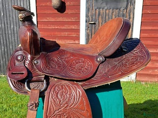 Sadlar hästutrustning till salu: Snygg och skön trail sadel i Lillhärdal - Annons 1