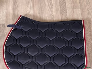 Schabrak & Vojlockar hästutrustning till salu: Fint Fairfield schabrak i Åhus - Annons 2