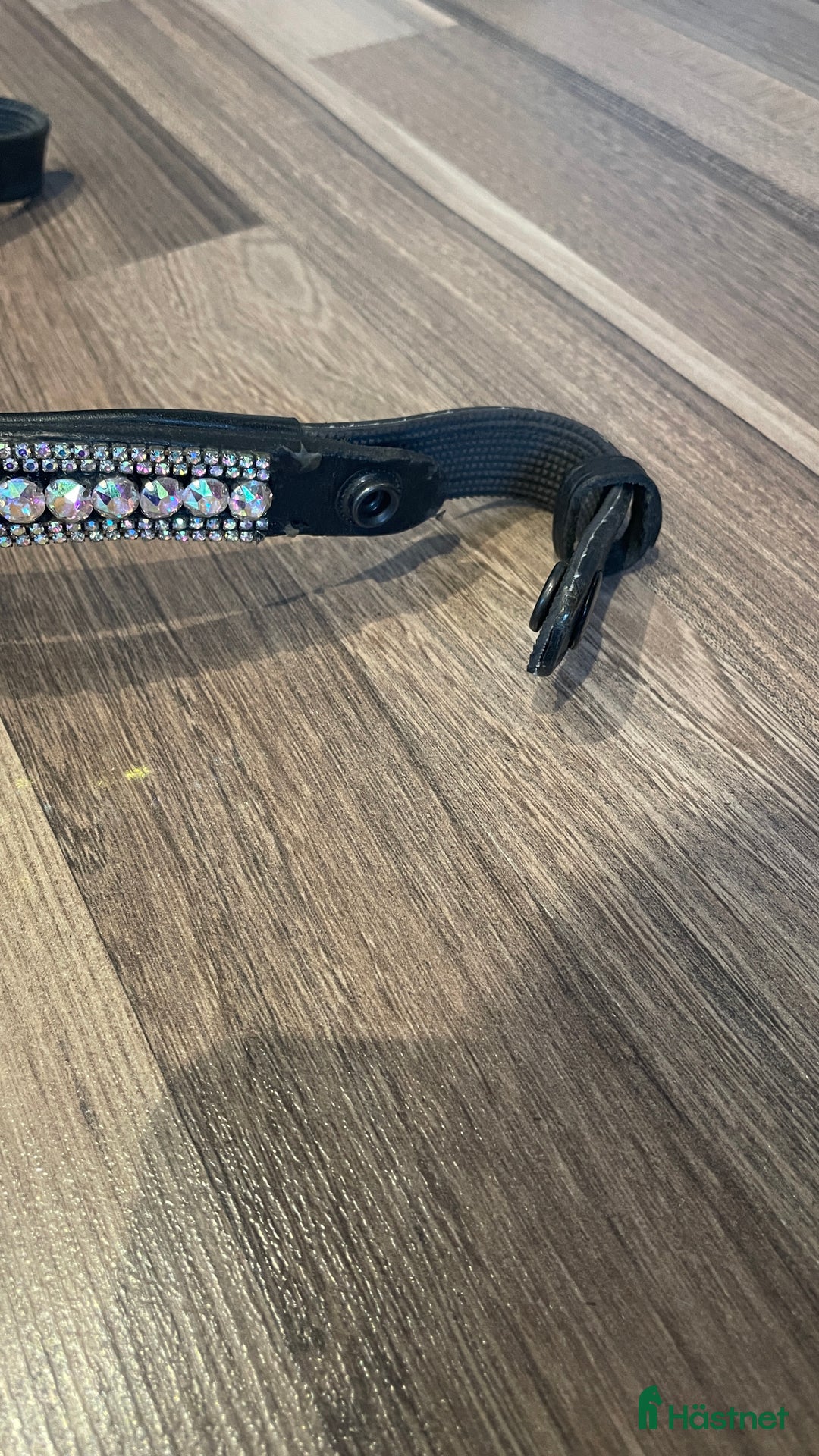 Träns hästutrustning till salu: Fint pannband i bra skick! i Huddinge - Annons 4