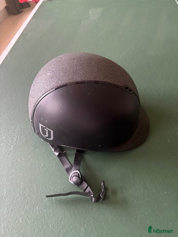Hjälmar ryttarutrustning till salu: Jackson ridhjälm Mips 57-59 i Norrköping - Annons 10