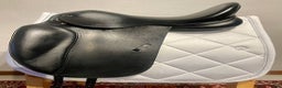 Sadlar hästutrustning till salu: Santa Cruz Roxette dressyrsadel i Luleå - Annons 1