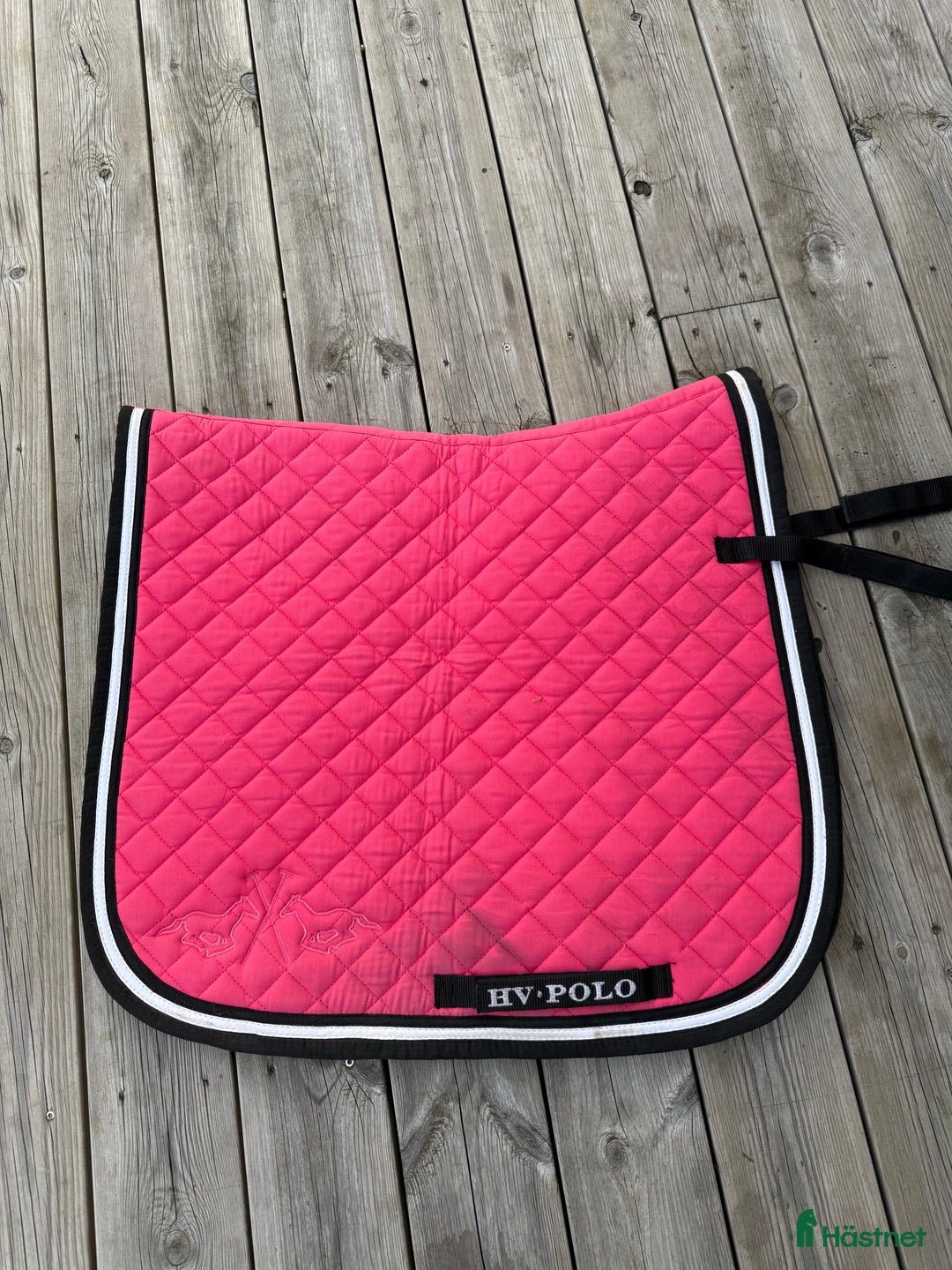 Schabrak & Vojlockar hästutrustning till salu: Rosa dressyr Schabrak  i Mantorp - Annons 2
