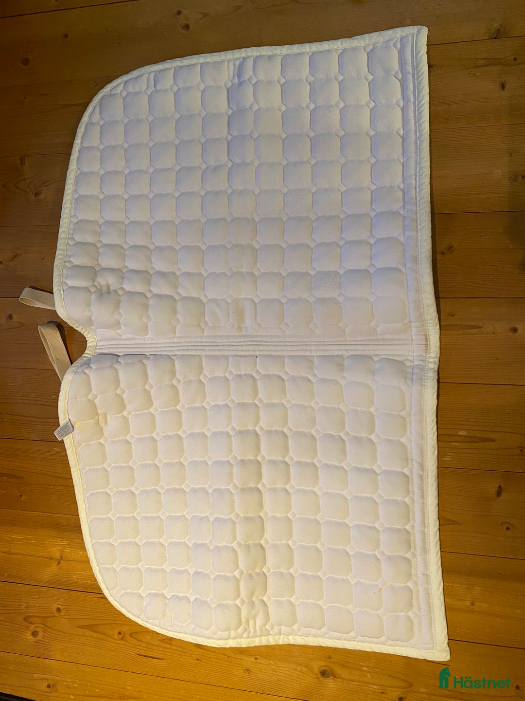 Schabrak & Vojlockar hästutrustning till salu: Dressyr-schabrak i Sala - Annons 3