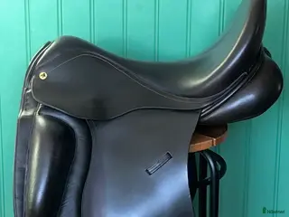 Sadlar hästutrustning Anatomica Cygnus G3 dressyrsadel - Annons 4