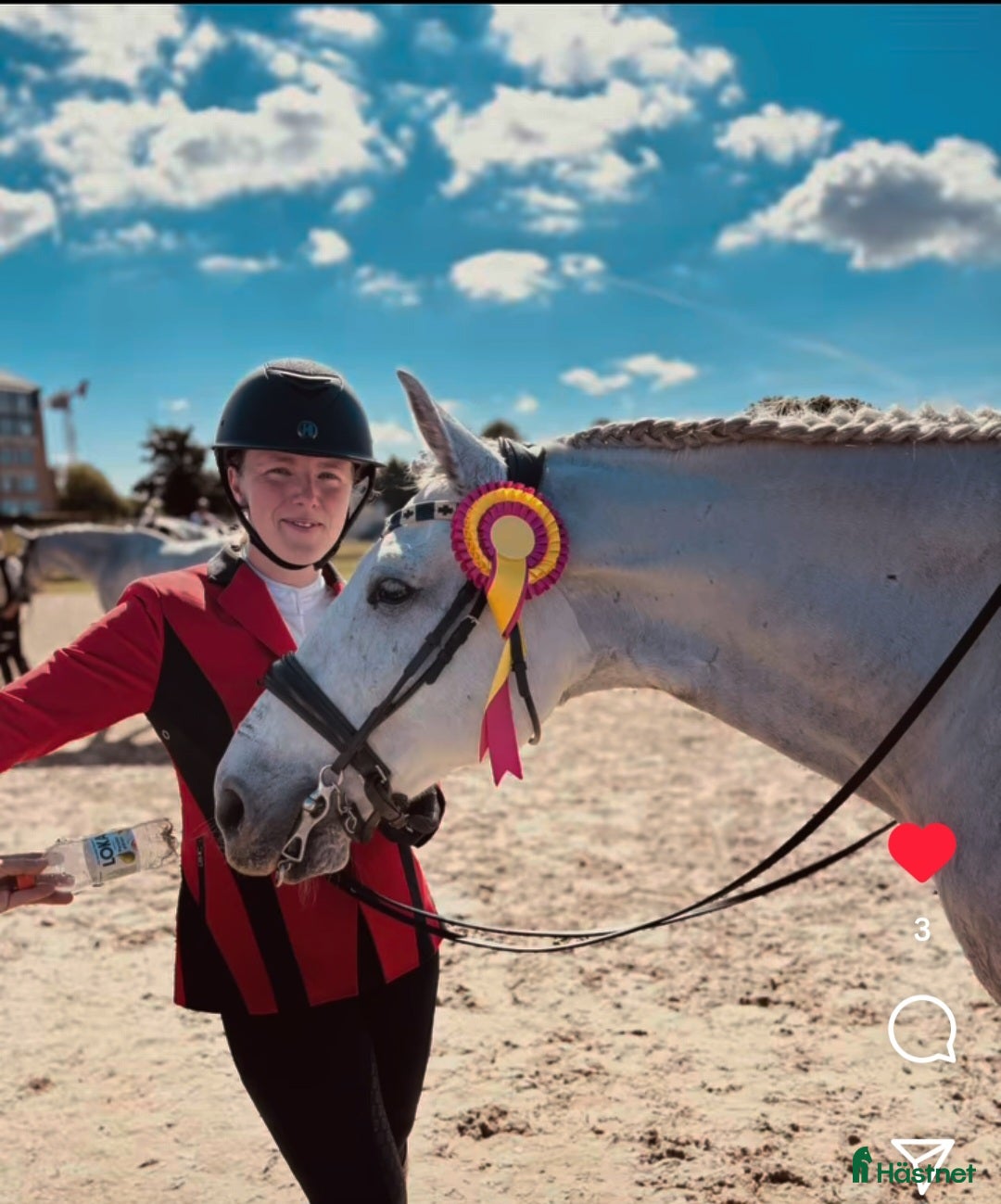 Galleribild {{count}}