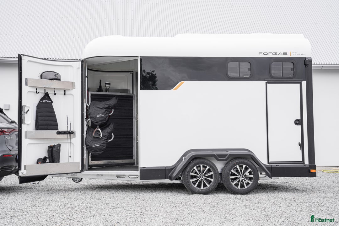 Hästtransporter  fordon & transport till salu: Forzab EQ 3 Reverse i Harestad - Annons 4