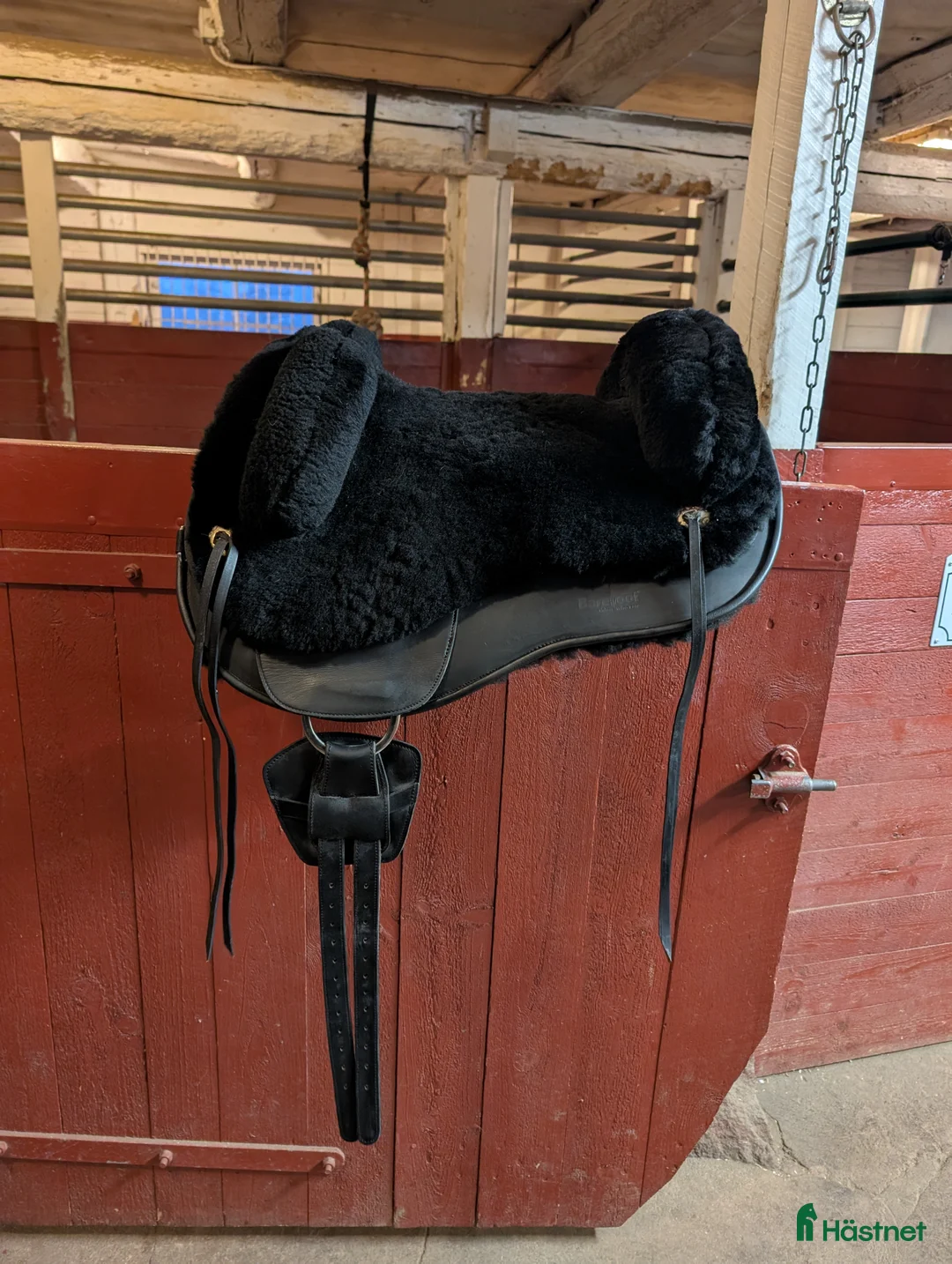Sadlar hästutrustning till salu: Barefoot happy Valley  - Annons 1