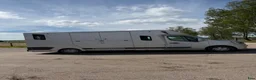 Hästlastbilar  fordon & transport till salu: Theault proteo 5L switch Hästlastbil  - Annons 3