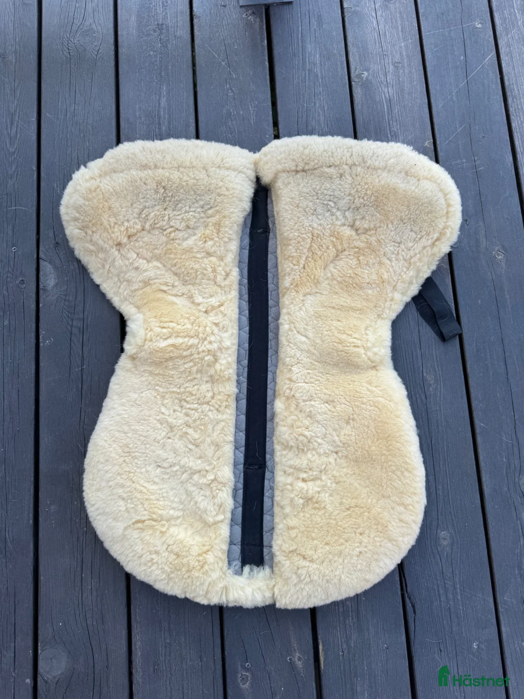 Sadeltillbehör hästutrustning till salu: Fårskinnspaddar - Annons 2