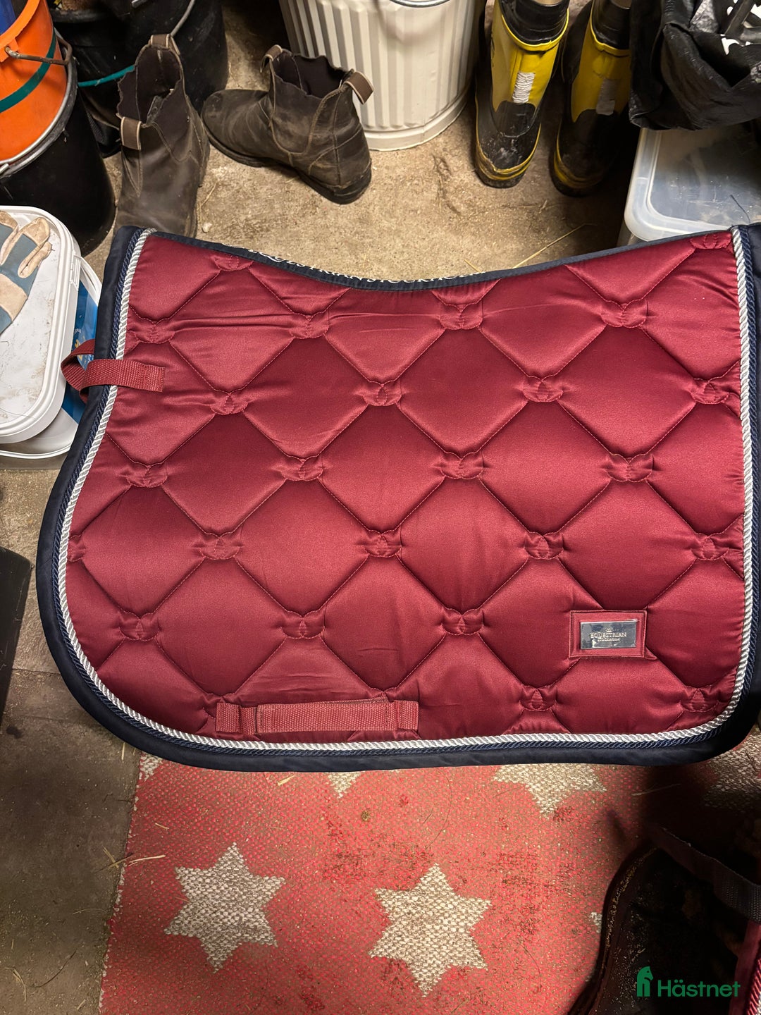 Schabrak & Vojlockar hästutrustning till salu: Es schabrak  i Visby - Annons 2