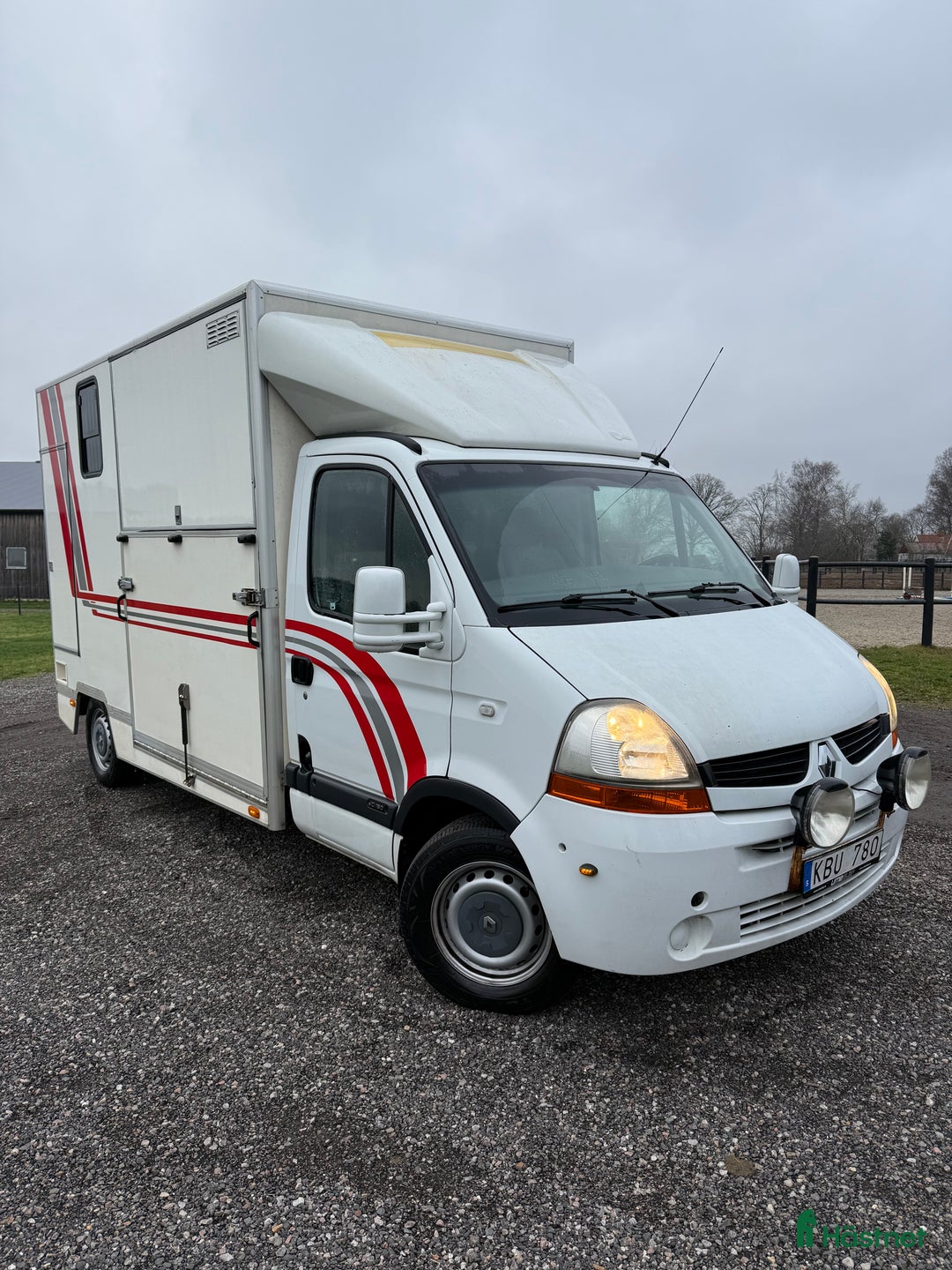 Hästlastbilar  fordon & transport till salu: B-korts hästlastbil  i Blentarp - Annons 2