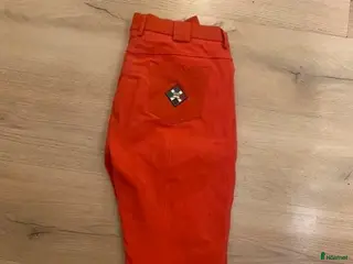 Ridbyxor ryttarutrustning till salu: Kingsland fina röda ridbyxor strl 38 i Strömsund - Annons 1