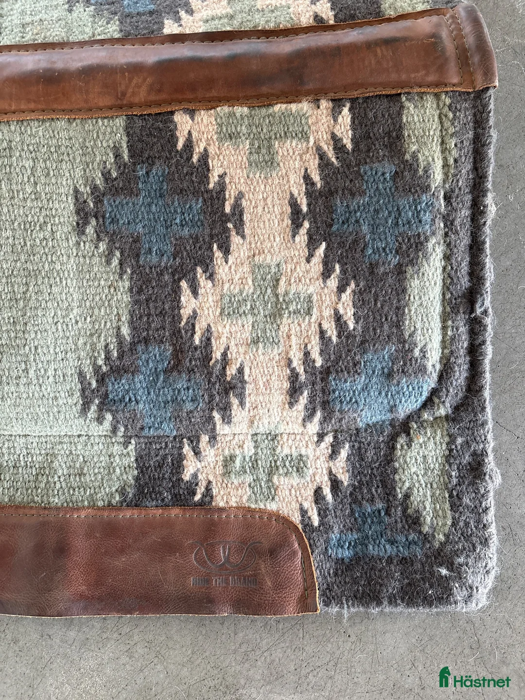 Westernutrustning övrig utrustning till salu: Western pad Weaver contoured Synergy  - Annons 2