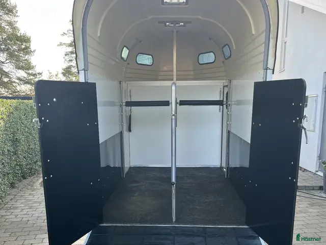 Hästtransporter fordon & transport till salu: Forzab Futuro SEH 20 - Annons 1
