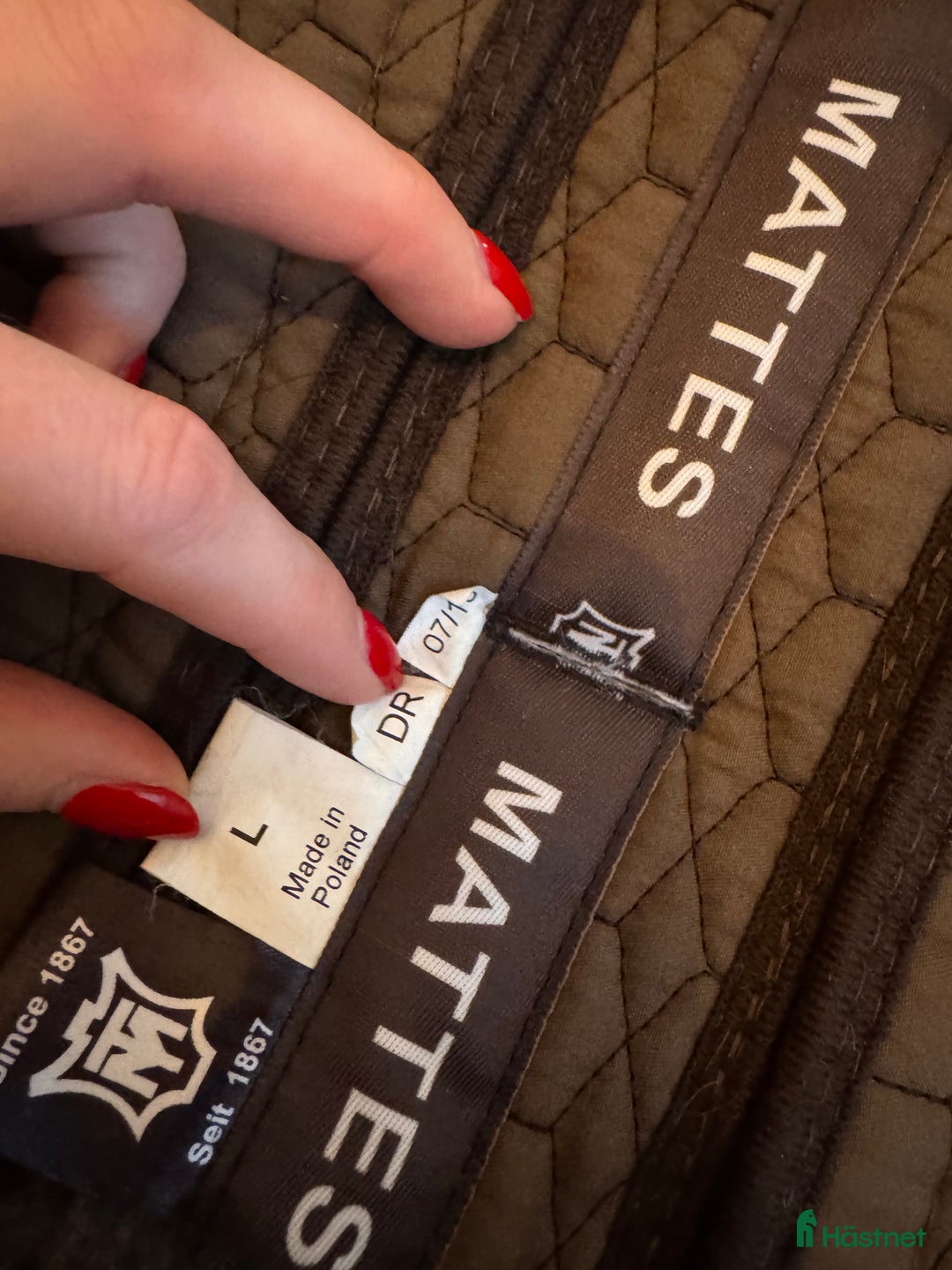 Sadeltillbehör hästutrustning till salu: Mattes correction pad brun i Älvsjö - Annons 2