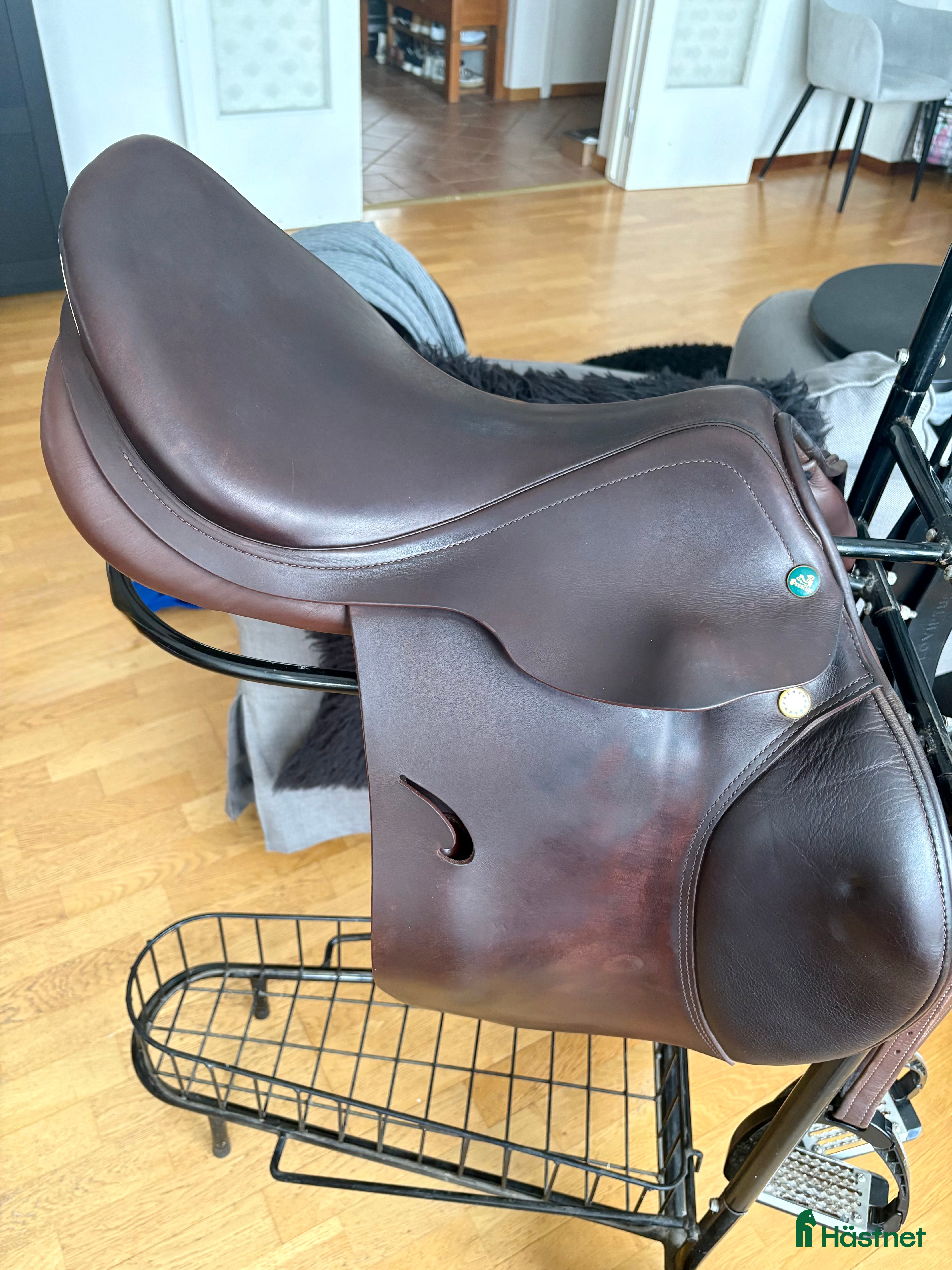 Sadlar hästutrustning Hoppsadel prestige roma jump i Skövde - Annons 1