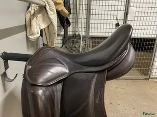 Sadlar hästutrustning Childeric DFXL i fint skick i Stockholm - Annons 9