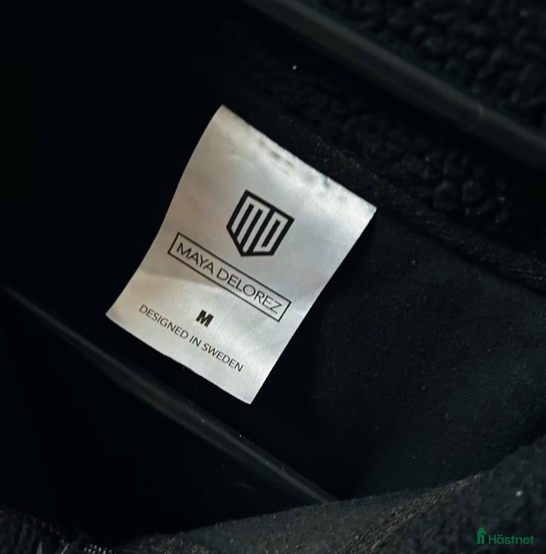 Jackor & Kavajer ryttarutrustning till salu: Taylor Teddy Väst i Grängesberg - Annons 3